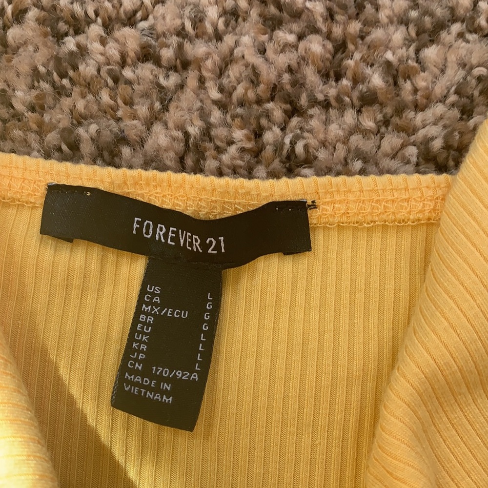 Butter yellow twist front midi dress - Picture 3 of 6